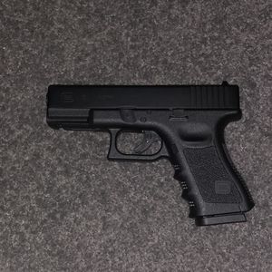 Meet your Posher, Gavin